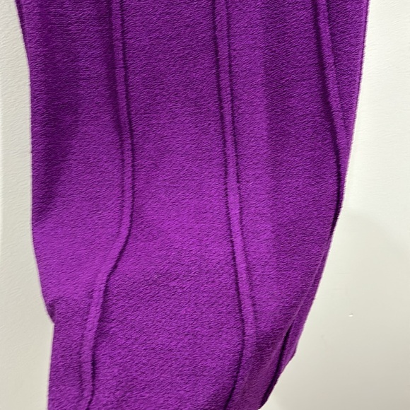 ST. JOHN Purple Knit Dress. Size 6 - Picture 4 of 8